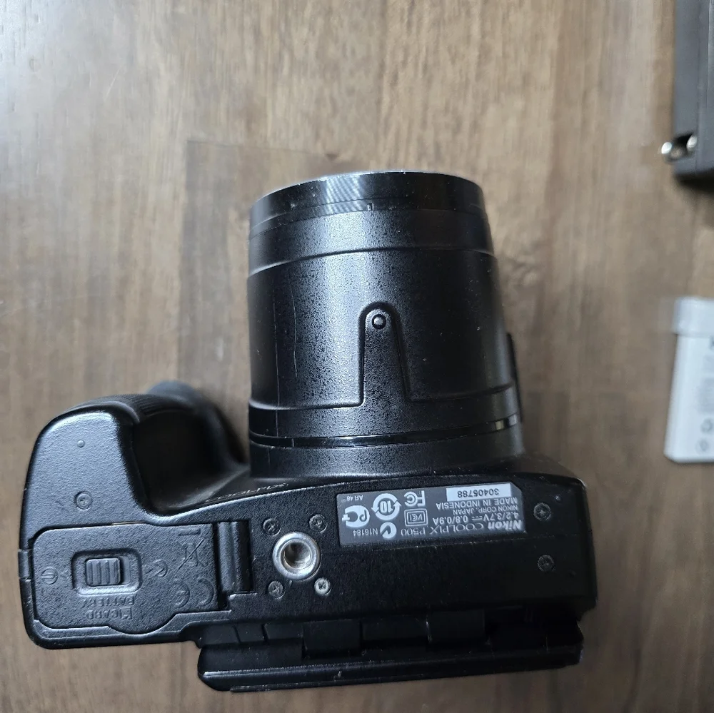 Nikon Coolpix P500